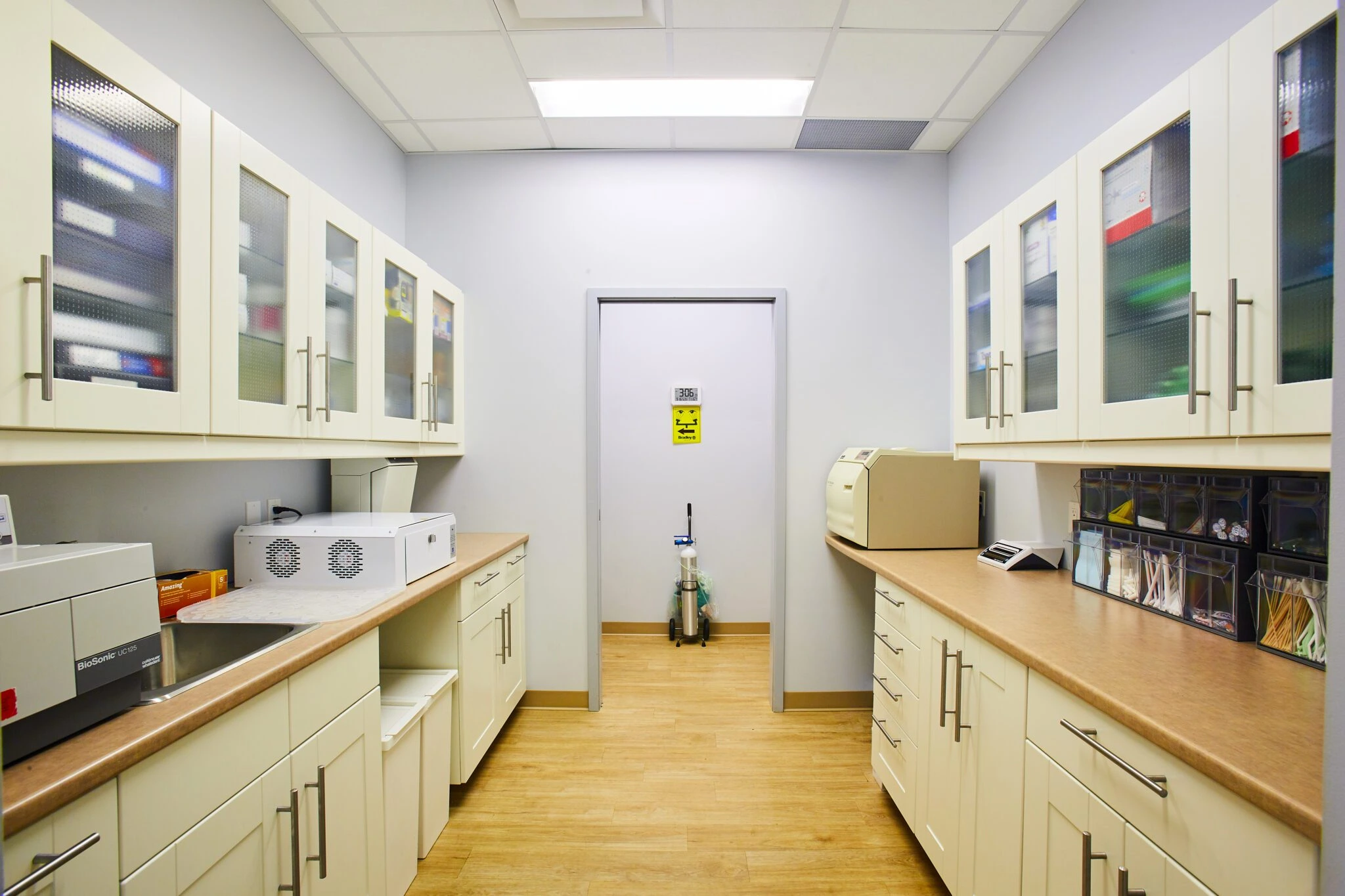 Sterilization room straight on